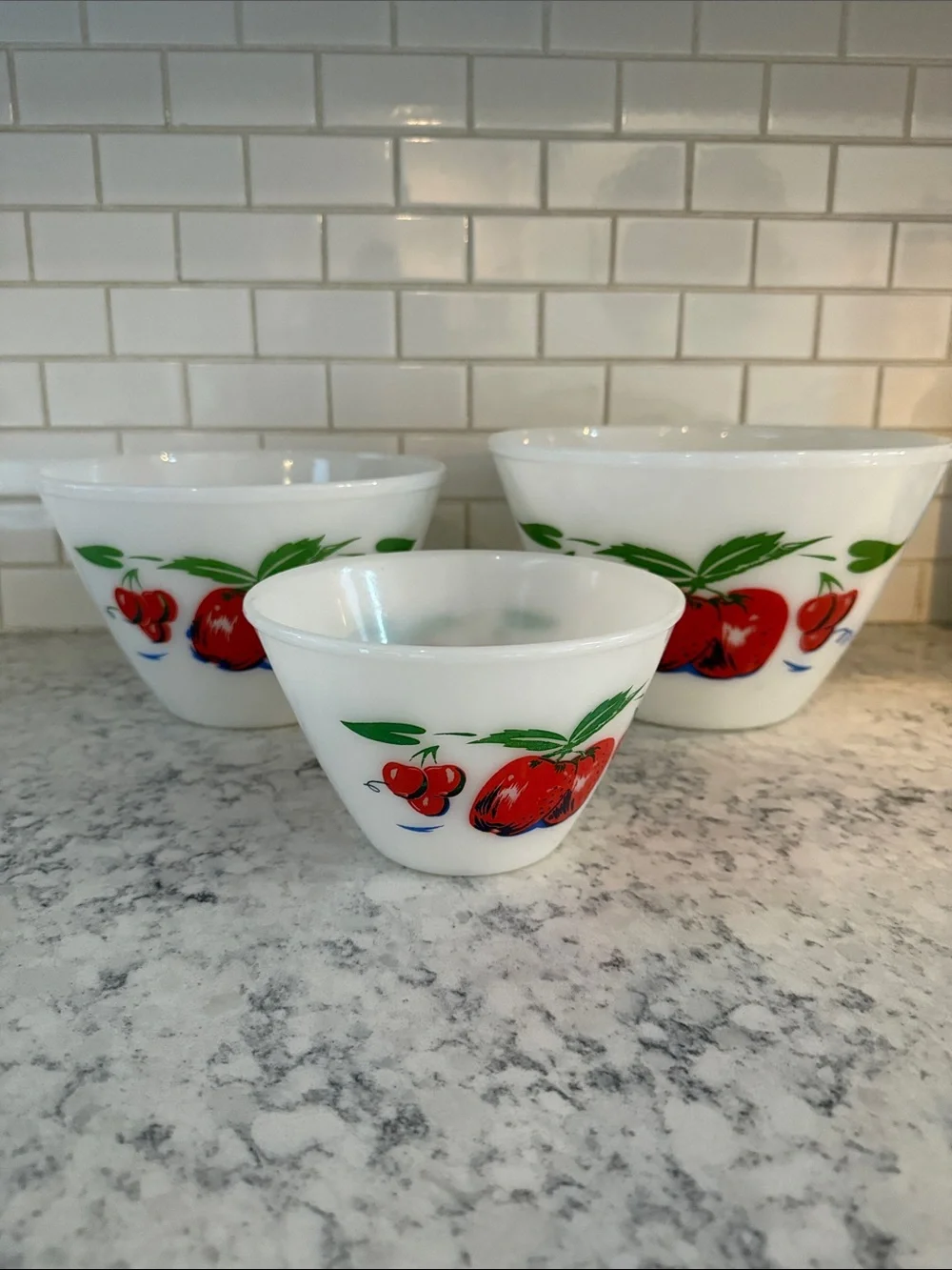 OMG 🍎🍒 Vintage Fire King Apples and Cherries Nesting or Mixing Bowls Set of 3